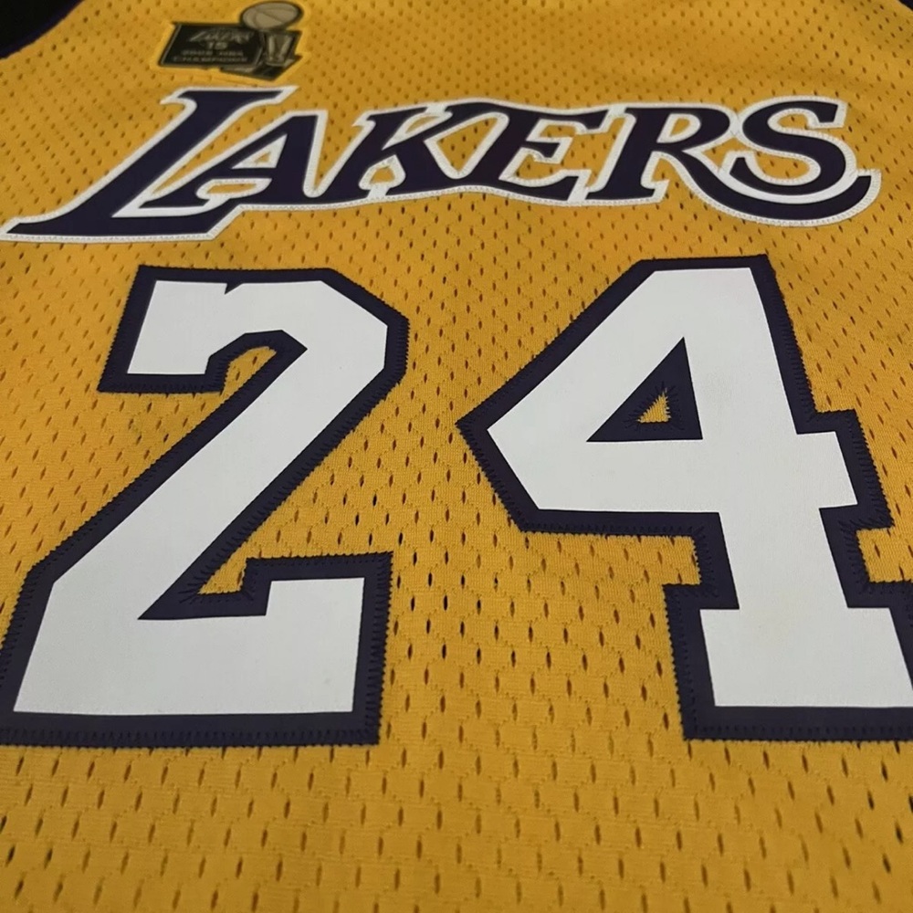 ADIDAS NEW KOBE BRYANT 2009 NBA 15 X CHAMPIONS LAKERS - Picture 10 of 10